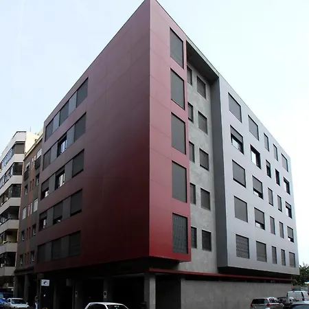 Ohannahome's Maroon